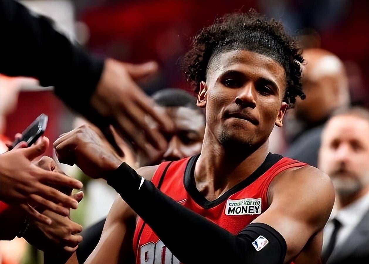 LeyuCBA常规赛转会期再迎强敌，休斯敦火箭内部沟通，主帅态度：更衣室稳定，细节决定成败的简单介绍