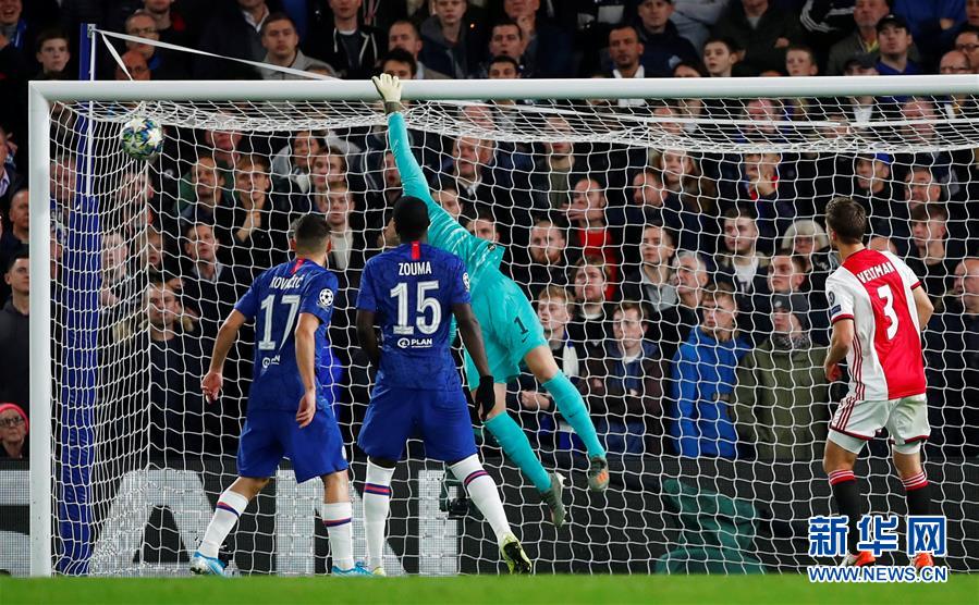 乐鱼英超赛前走向成谜；阿贾克斯远射贴柱；更衣室稳定；细节决定成败的简单介绍